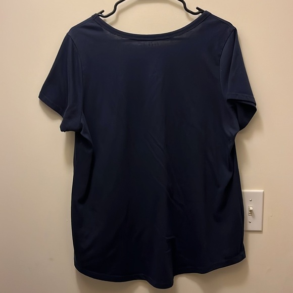 Torrid Women's Navy V-Neck Top size 1 - Picture 4 of 8